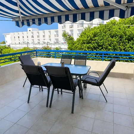 Kings Gates Spacious 2-bedroom Near *